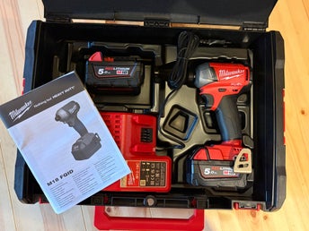 Milwaukee M18 FQID-502X FUEL SURGE Slagskruvdragare 2x5,0Ah NY