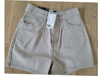Helt nyaa shorts, storlek 32