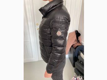 Moncler jacka S Moncler jacka S