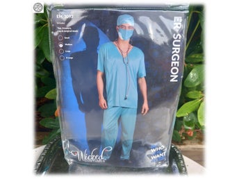Maskerad kirurg Wicked Costumes grön 2 delad utstyrsel med mössa munskydd