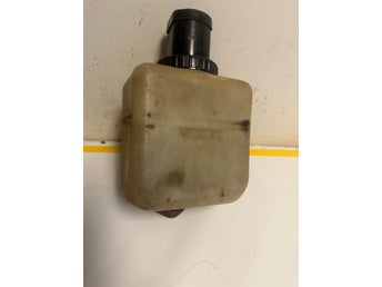 Vindrutespolarbehållare /pump Volvo äldre 12volt