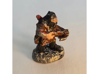 Dixon Miniatures DW3 Dwarf with Crossbow variant 2 - Lloyd Price - Warhammer