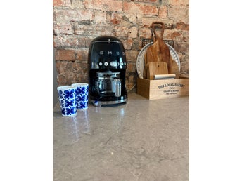 SMEG Kaffebryggare Retro Svart – 10 koppar