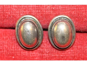 ÄLDRE MANSCHETTKNAPP AR GEORG JENSEN DENMAR. MODELL. NR. 44