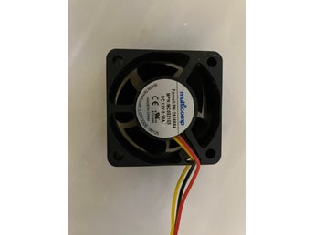 Multicomp 12V DC kylfläkt MC002105 – 3-polig – Ej testad