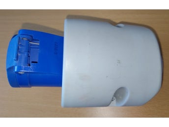 GARO 16A 6h 220-250V 3-poligt Vägguttag, IP44