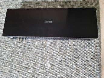 One Connect Box SOC1004R (Passar Q90R / Q85R 2019)