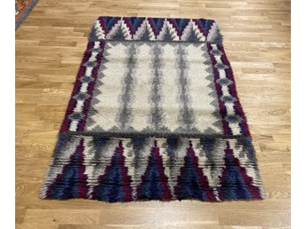 Vintage Ryamatta – Ice Queen