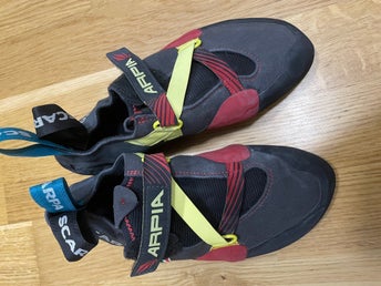Scarpa Arpia Klätterskor - Svart/Röd - stl 39.5
