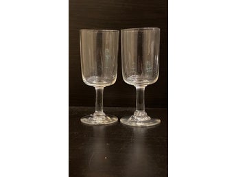 2 st Antikt 1800-tal, handblåst glas, gamla , vinglas
