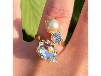 Mixed Sized Halo Ring, Smycken, kristall, egen design.