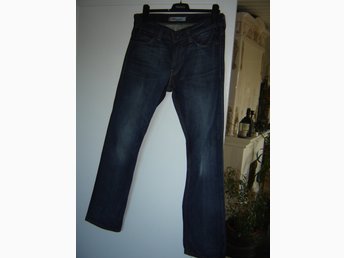 levis 506 standard