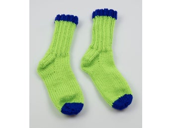 Handstickade Barnsockor 28-30