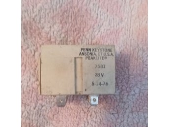 Penn Keystone 7581 28V Peak lite, flygplanslampa