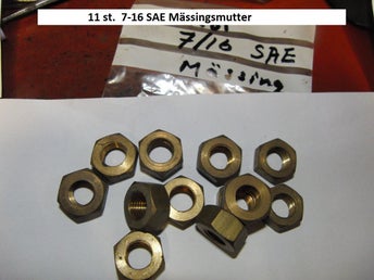 11 st. 7-16 SAE Mässingsmutter