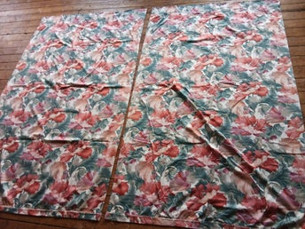 Gardinlängder ett par, med stora blommor, Vintage