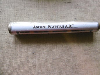 Liten Poster med antikt egyptiskt ABC