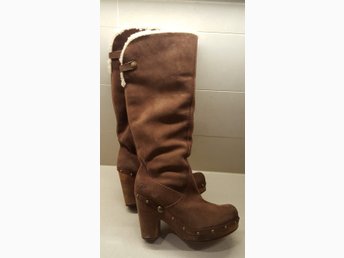 Ugg clog stövlar med högt skaft i fårskinn 39 (422095998) ᐈ Ugg clog stövlar med högt skaft i fårskinn 39 (422095998) ᐈ