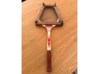 Vintage Donnay Racing Trä Tennisracket med Original Träpress
