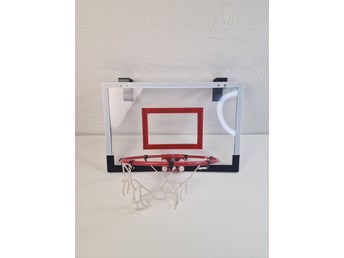 Mini basketkorg för rummet