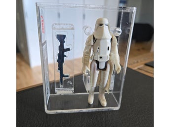 Imperial Stormtrooper Hoth UKG 75