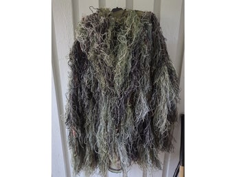 Ghillie-dräkt i kamouflagemönster