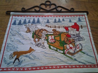 RETRO CHARMIG HANDBRODERAD JULBONAD/ INKL BESLAG