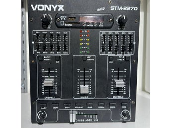 Vonyx STM-2270 DJ Mixer