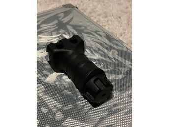 TangoDown Vertical (Stubby) Fore Grip