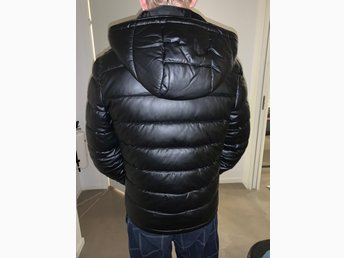 Vinterjacka från Guess Herr xs Vinterjacka från Guess Herr xs