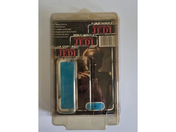 STAR WARS EV-9D9 CARDBACK MED BUBBLA + STAR CASE
