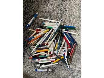 100 Vintage Advertising Pens – Danish Promotional Ballpoint Pen Collection