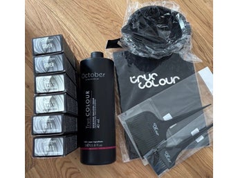 October Stockholm Hårfärgspaket med True Colour Oxidizing Emulsion Cream och