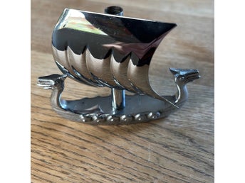 Korkskruv i form av ett vikingaskepp