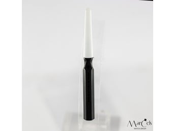 Oiler, black, very fine tip 0,2 mm (not Bergeon)