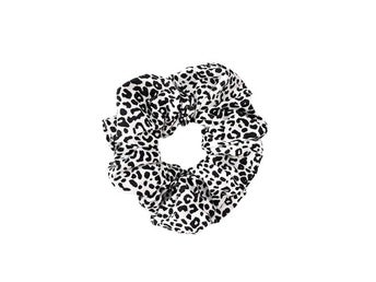 Hårsnodd - Scrunchie - Satin - 12cm - Leopard - Svart