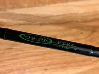 VISION PIKE 9” 9# flugset för gädda
