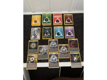 Pokémon energikort ,173st från 90-talet till 00-talet