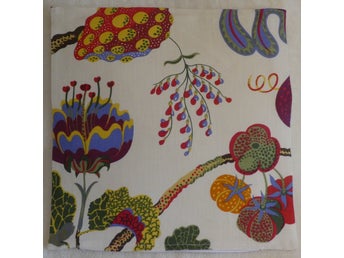 Kuddfodral,framsida i tyg Vegetable Tree- tygdesign Josef Frank/Svenskt Tenn