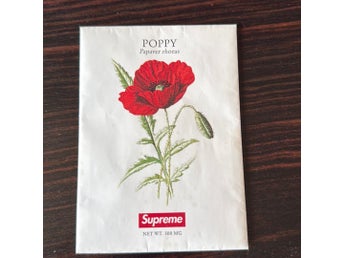 Supreme poppy