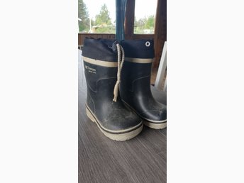 Stövlar Ponny strl 23 (345858719) ᐈ Köp på Tradera Stövlar Ponny strl 23 (345858719) ᐈ Köp på Tradera