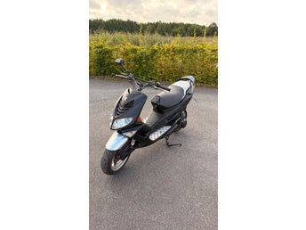 Peugeot Speedfight 2