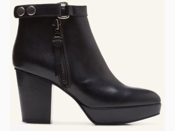 acne orbit boots