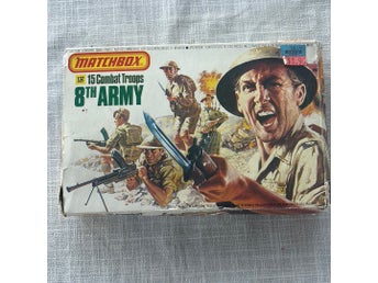 Matchbox 1:32 skala 15 Combat Troops 8th Army - Soldater