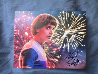 Noah Schnapp Signerad bild / autograf