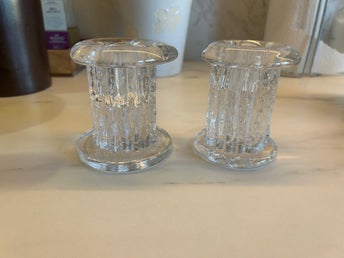 2 vintage ljusstakar i tungt klart glas – retro 60/70-tal