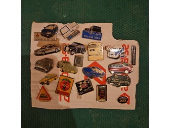Samling pins med biltema och fordonsmotiv