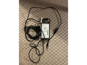 AC/DC Adapter 45W