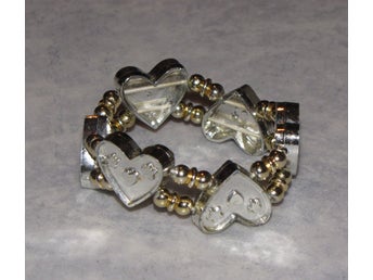 Plast armband guld hjärtan guldigt stretch armband sött fint barn present