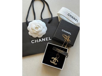 Chanel CC-halsband guldpläterat med äkthetsintyg